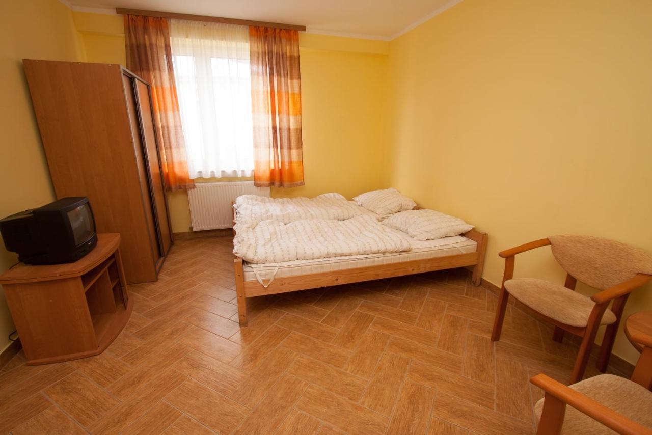 Dom Wczasowy Alka Dziwnów Kültér fotó